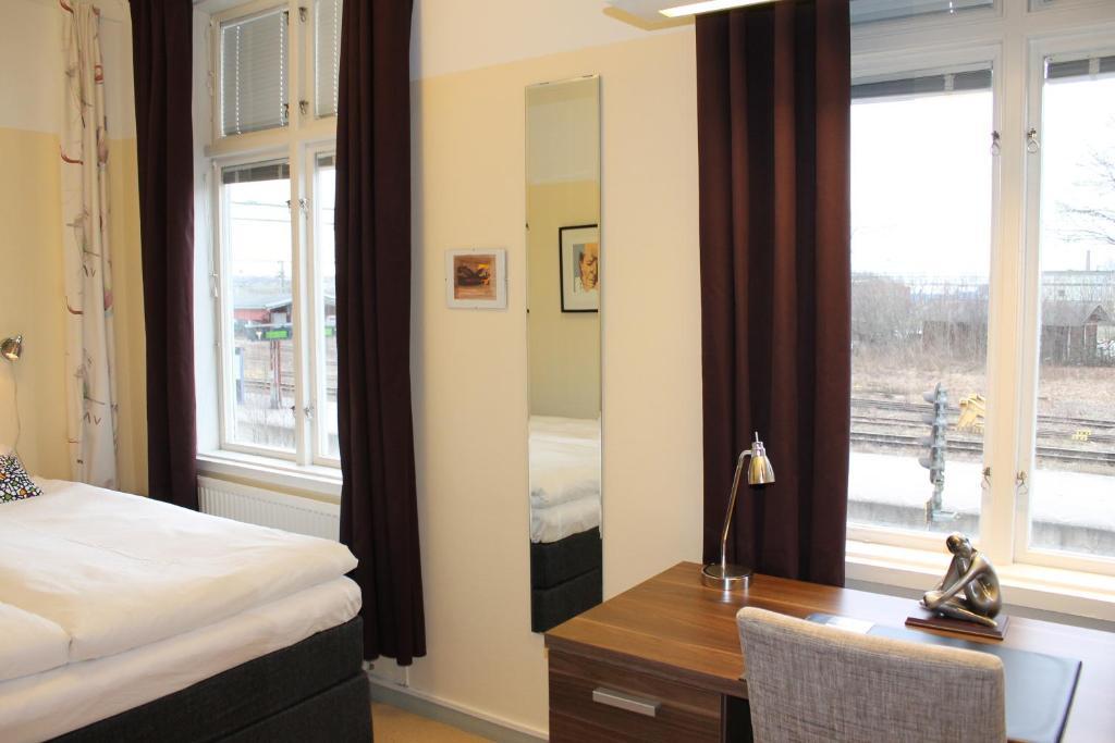 Stationshusets Hotell Och Cafe Köping Oda fotoğraf